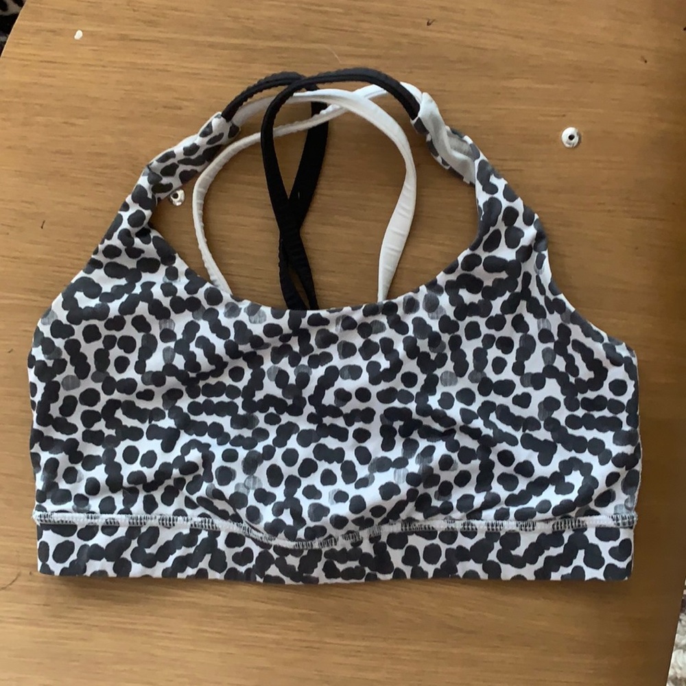 lululemon sports bra